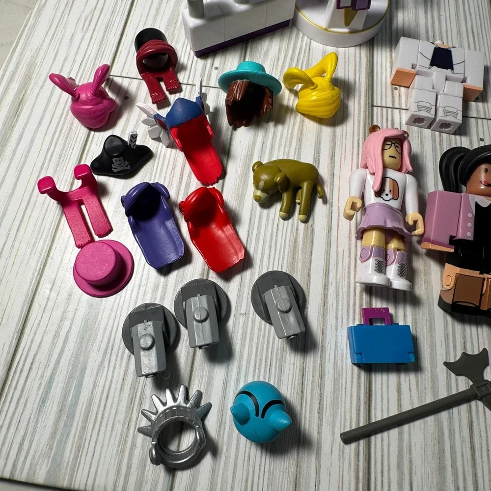 Roblox‎ Action Figure Lot Jazwares Figures Accessories Parts Mix Match 30+ Pc